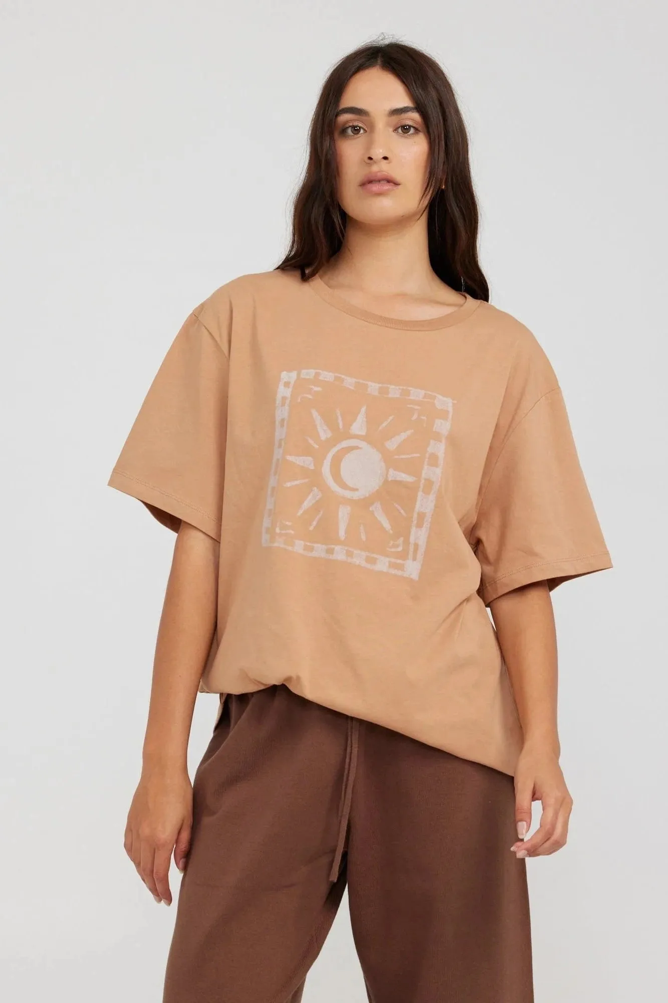 CHARLIE HOLIDAY astro boyfriend tee - brown