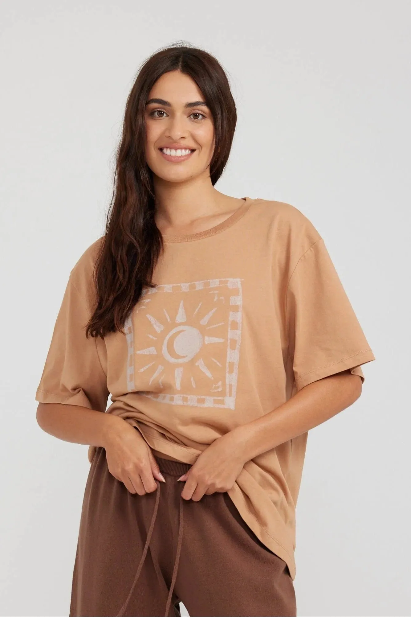 CHARLIE HOLIDAY astro boyfriend tee - brown