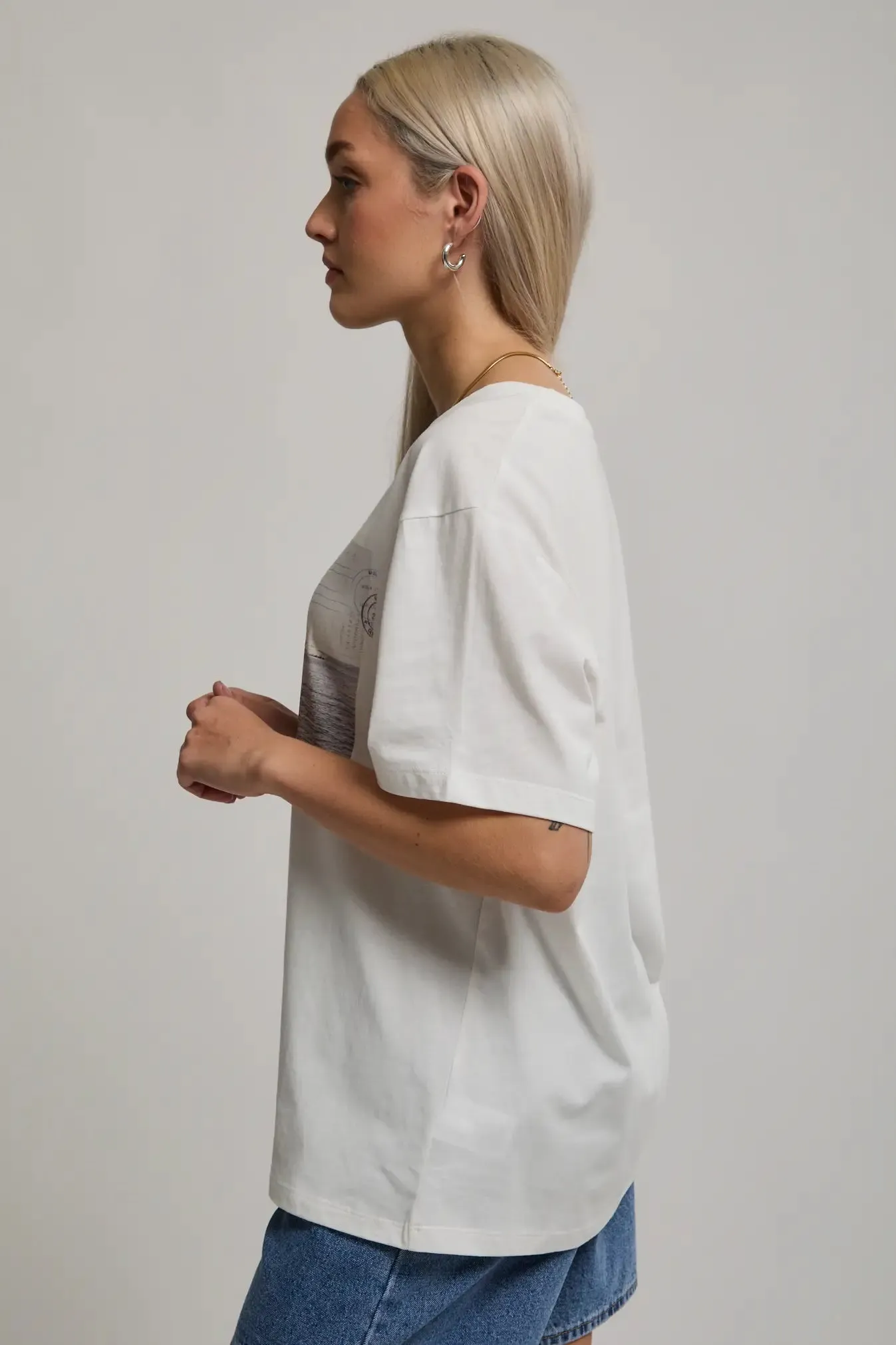 CHARLIE HOLIDAY  Postcard boyfriend tee