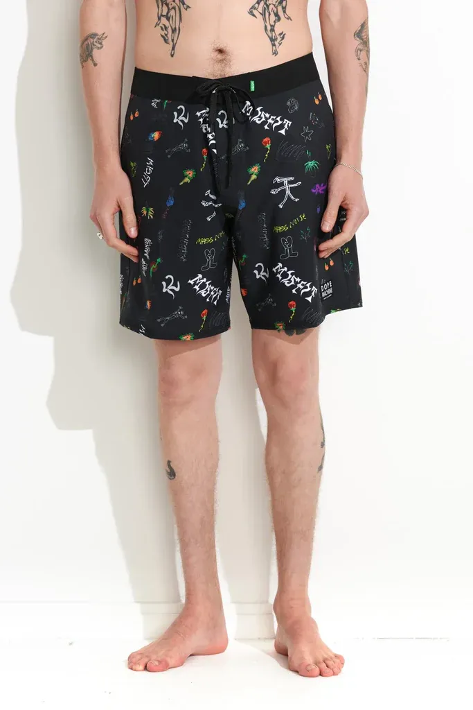 Misfit dope machine 18" 50-30 short - black/multi